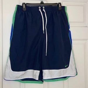 Men’s swim trunks